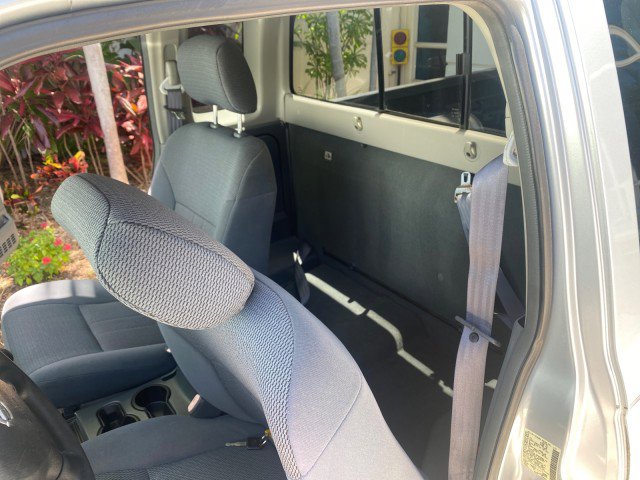 Used 2002 Nissan Frontier XE image 14