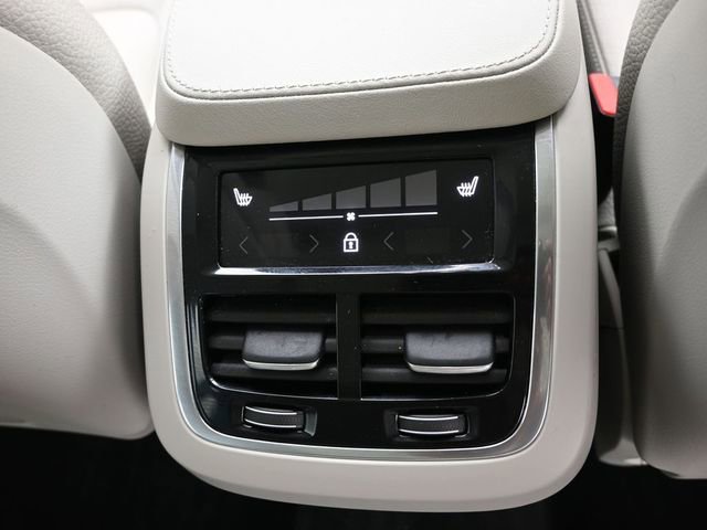 Used 2023 Volvo XC90 B5 Core w/ Climate Package image 33