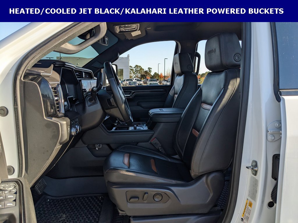 Used 2024 GMC Sierra 2500 AT4 image 5