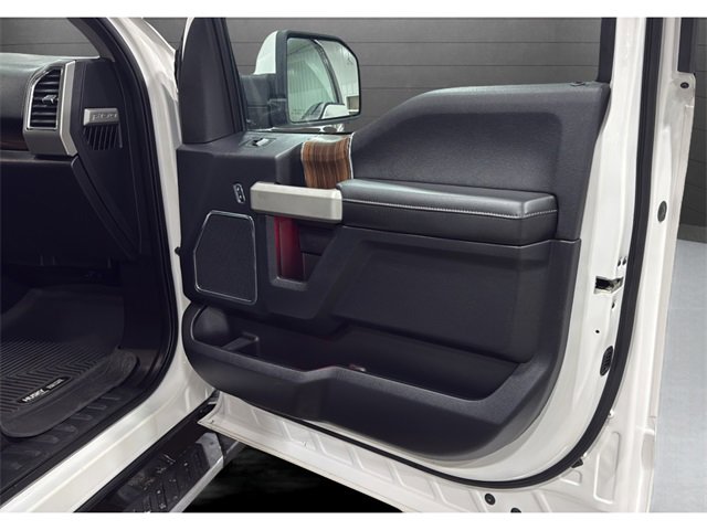 Used 2017 Ford F150 Lariat w/ Equipment Group 501A Mid image 33