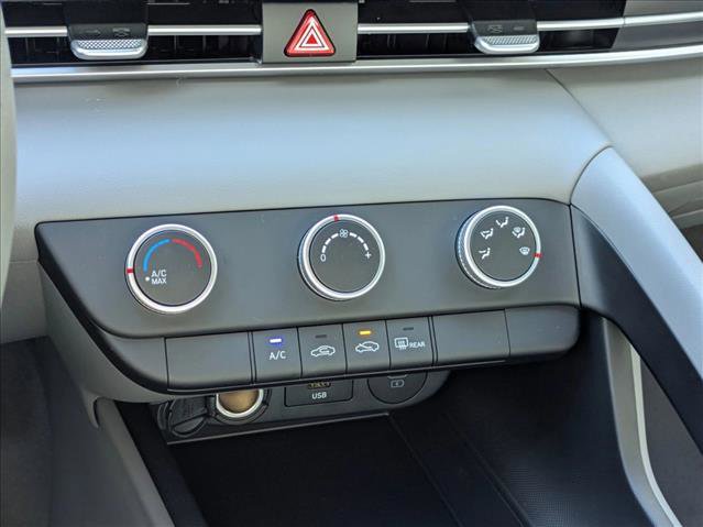 New 2026 Hyundai Elantra SE image 15