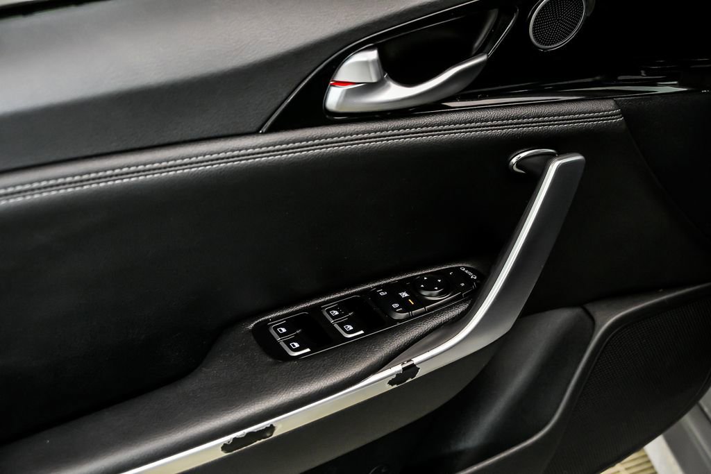 Used 2022 Kia Stinger GT-Line AWD/4WD image 9