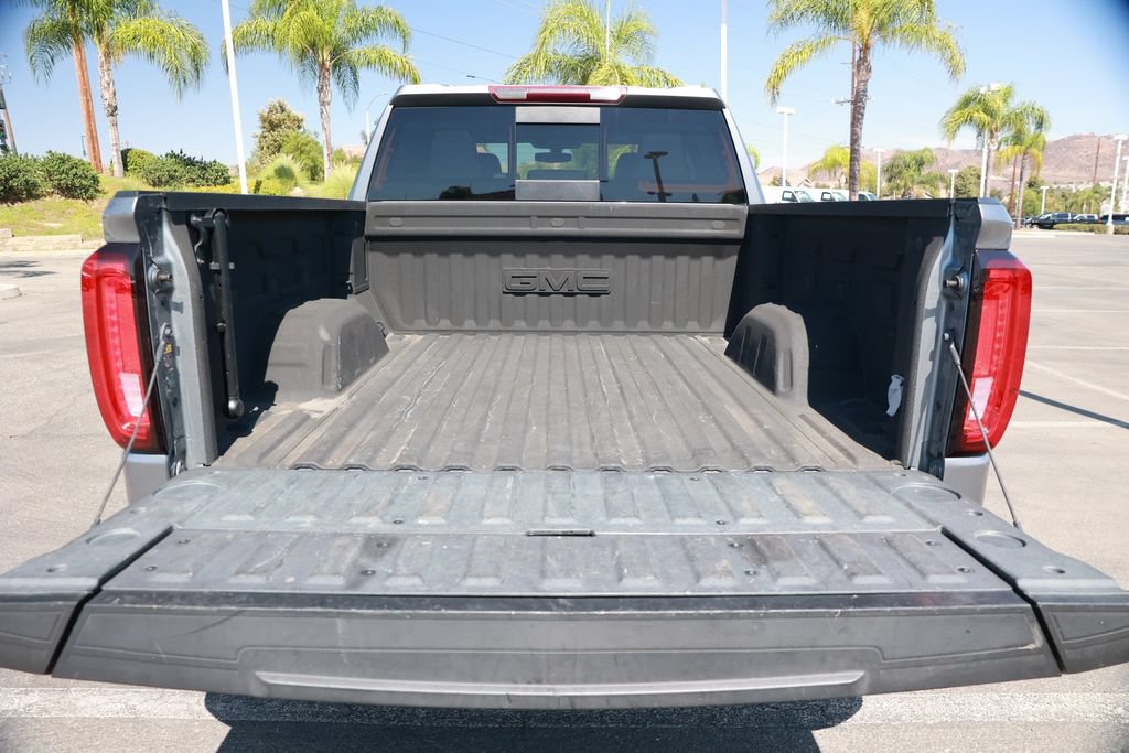 Used 2022 GMC Sierra 1500 SLT w/ SLT Premium Package AWD/4WD image 42