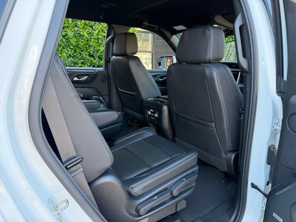 Used 2023 GMC Yukon Denali AWD/4WD image 40