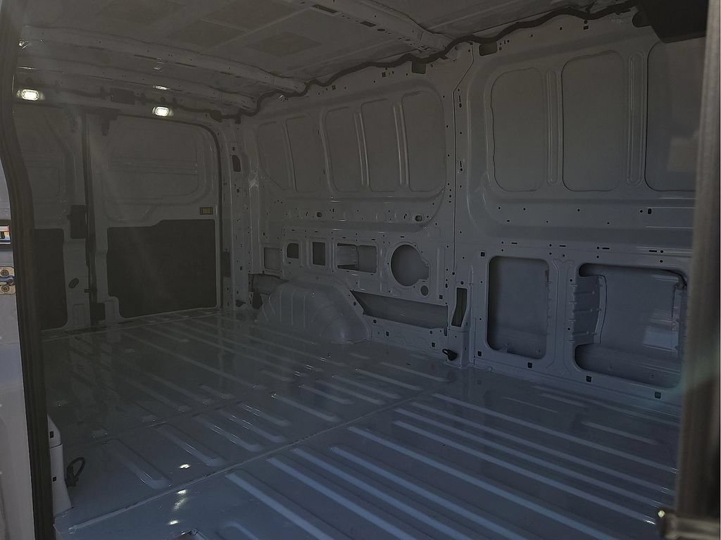 New 2025 Ford Transit 250 Low Roof RWD image 9