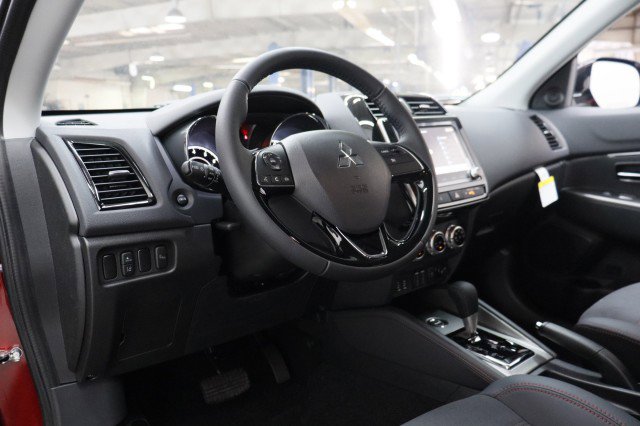 New 2026 Mitsubishi Outlander Sport SE AWD/4WD image 5