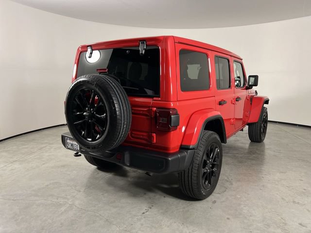 Used 2025 Jeep Wrangler Unlimited Sahara w/ Safety Group AWD/4WD image 8