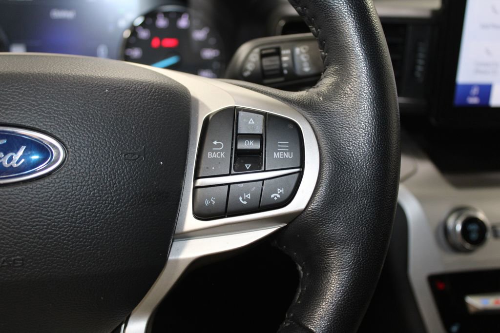 Used 2022 Ford Explorer XLT w/ Equipment Group 202A image 40
