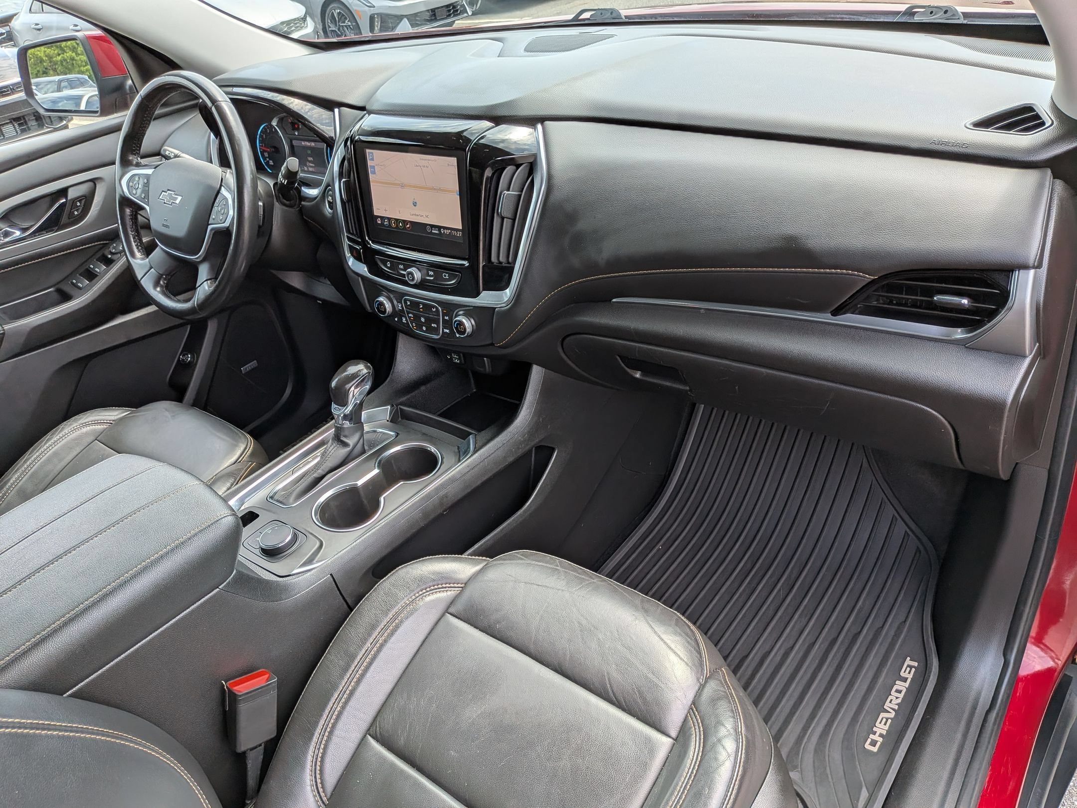 Used 2021 Chevrolet Traverse RS FWD image 42