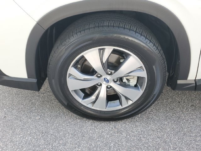Used 2024 Subaru Ascent Premium AWD/4WD image 11