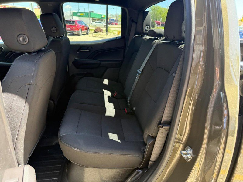 Used 2023 Chevrolet Colorado W/T RWD image 11
