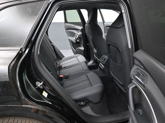New 2026 Audi Q5 Prestige image 13