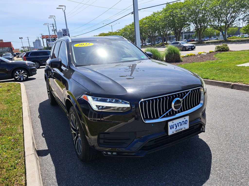 Used 2022 Volvo XC90 T6 Momentum w/ Climate Package image 4