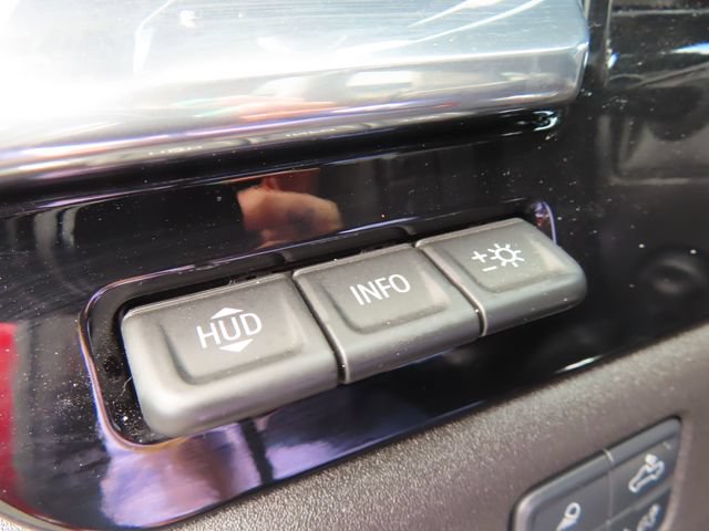 Used 2025 Chevrolet Silverado 1500 High Country AWD/4WD image 46