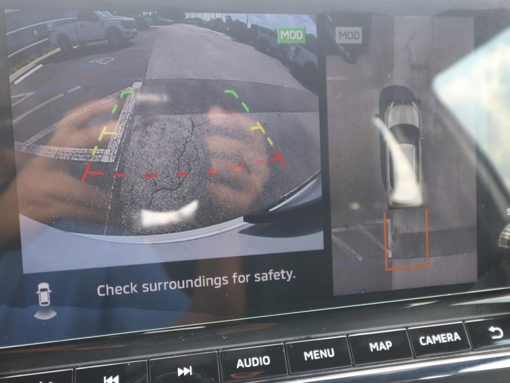 Used 2024 Mitsubishi Outlander SE Black Edition image 6