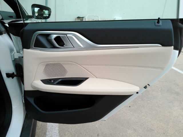 Used 2023 BMW i4 eDrive40 w/ Premium Package RWD image 26
