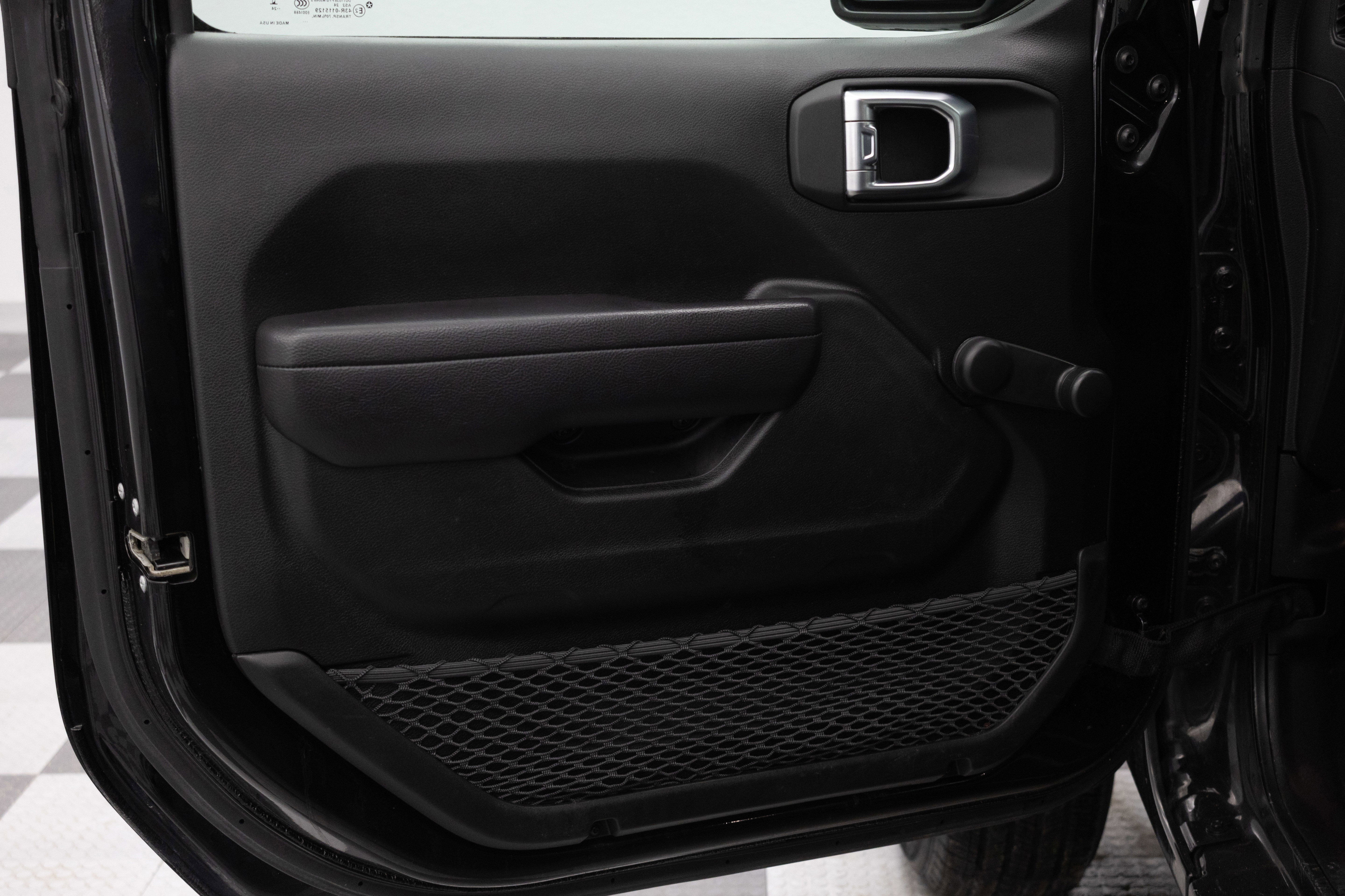 Used 2024 Jeep Gladiator Sport image 17