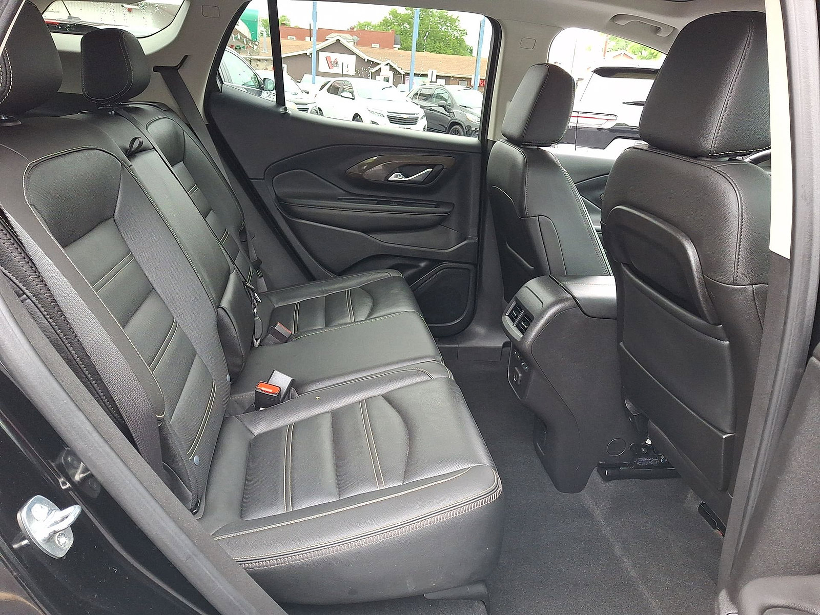 Used 2023 GMC Terrain Denali image 35