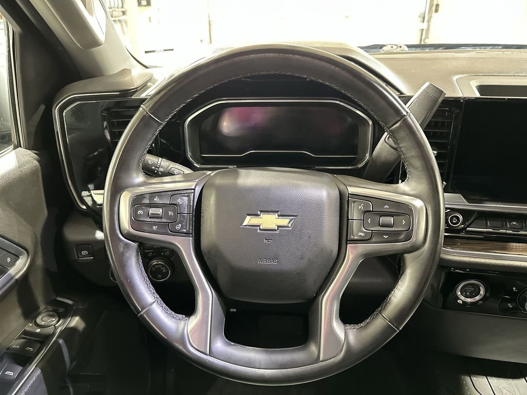 Used 2023 Chevrolet Silverado 1500 LT w/ Protection Package image 11