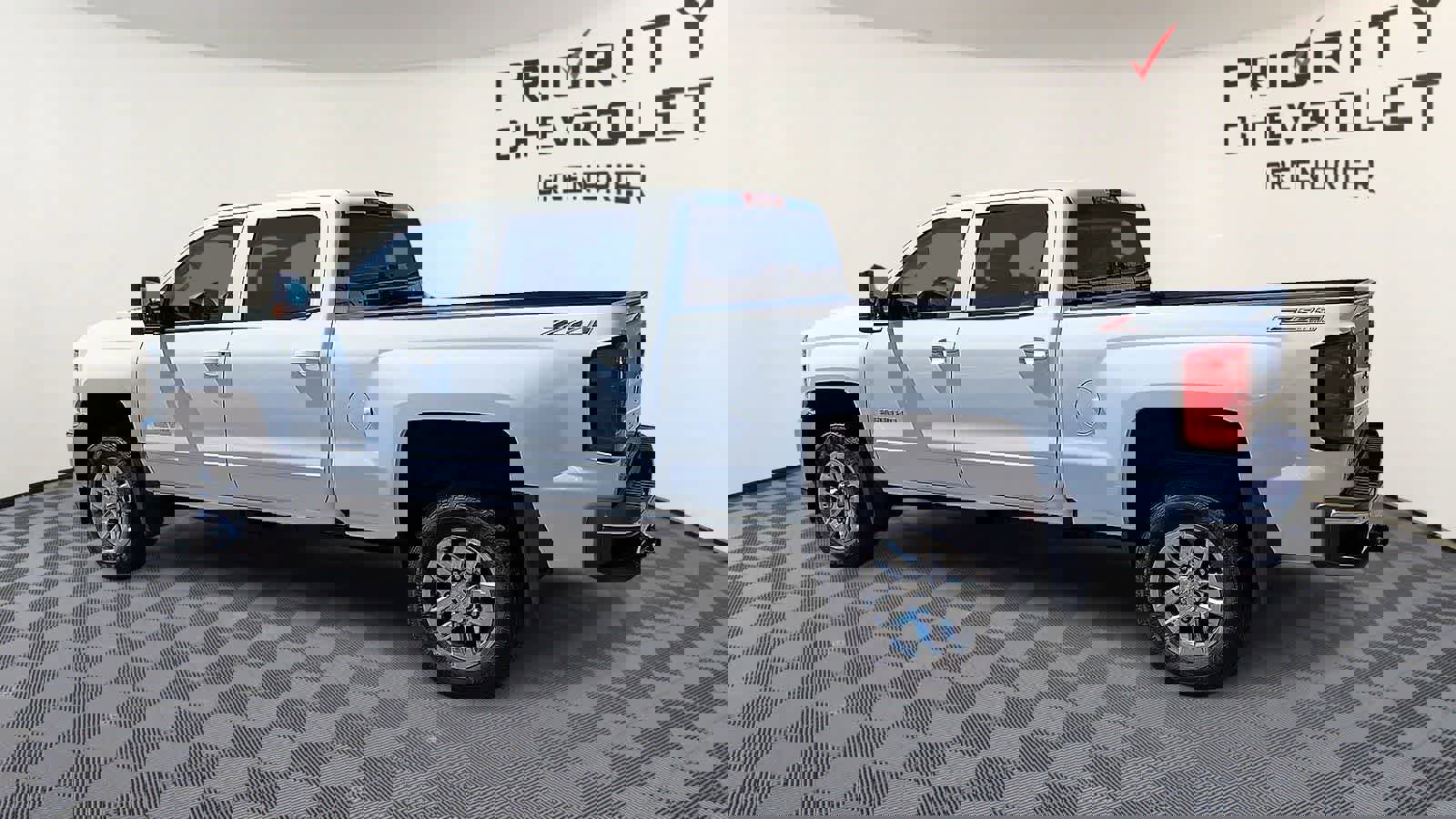 Used 2016 Chevrolet Silverado 2500 LT w/ LT Convenience Package image 6