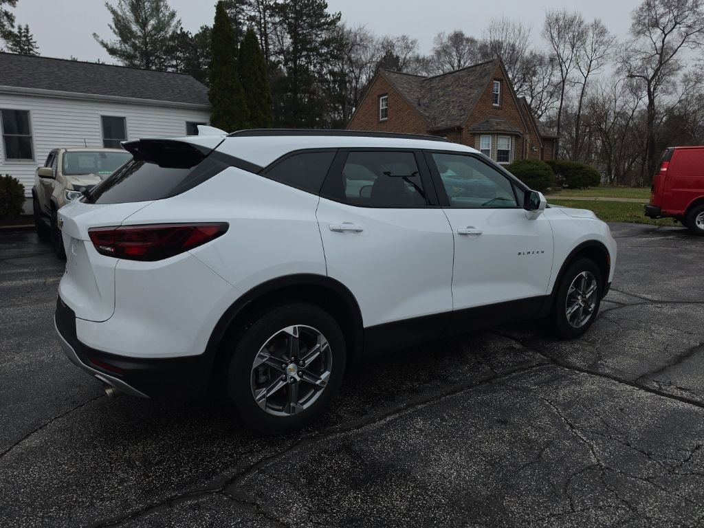 Certified 2023 Chevrolet Blazer LT w/ Convenience Package image 5