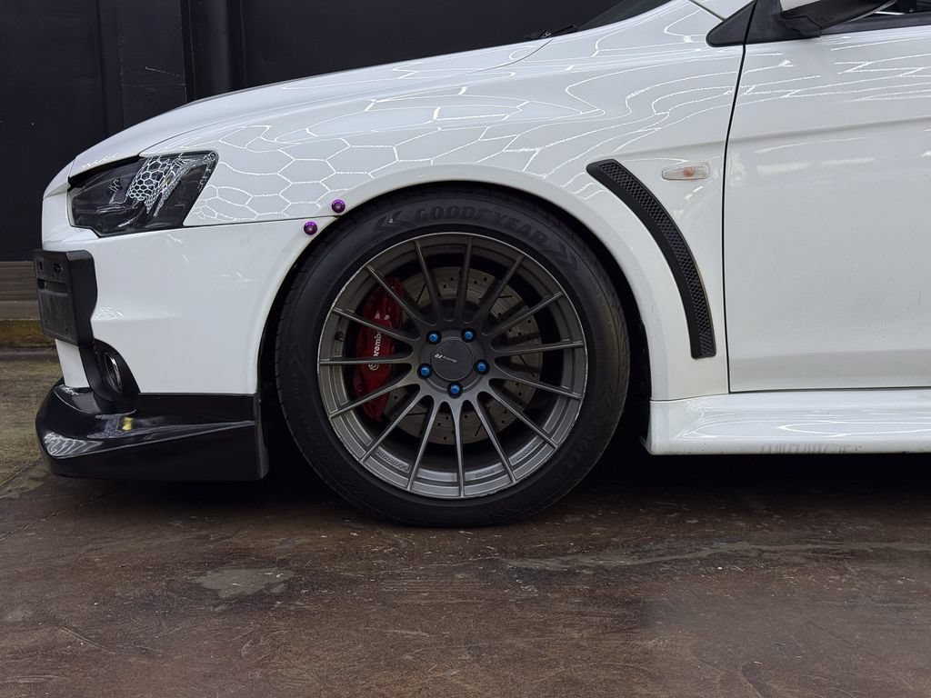 Used 2014 Mitsubishi Lancer Evolution GSR AWD/4WD image 4