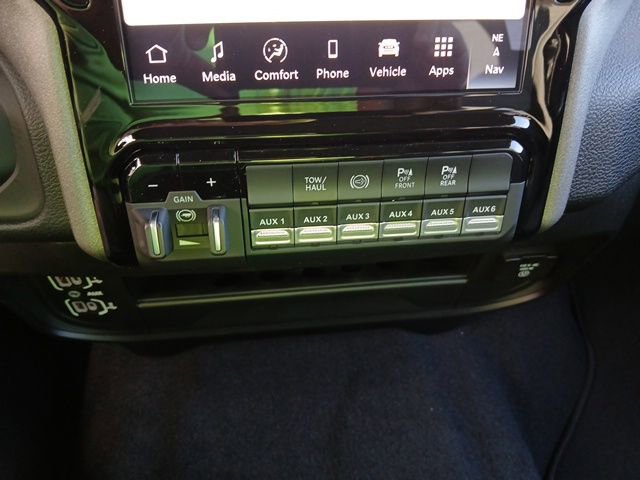 New 2026 RAM 2500 Tradesman AWD/4WD image 39