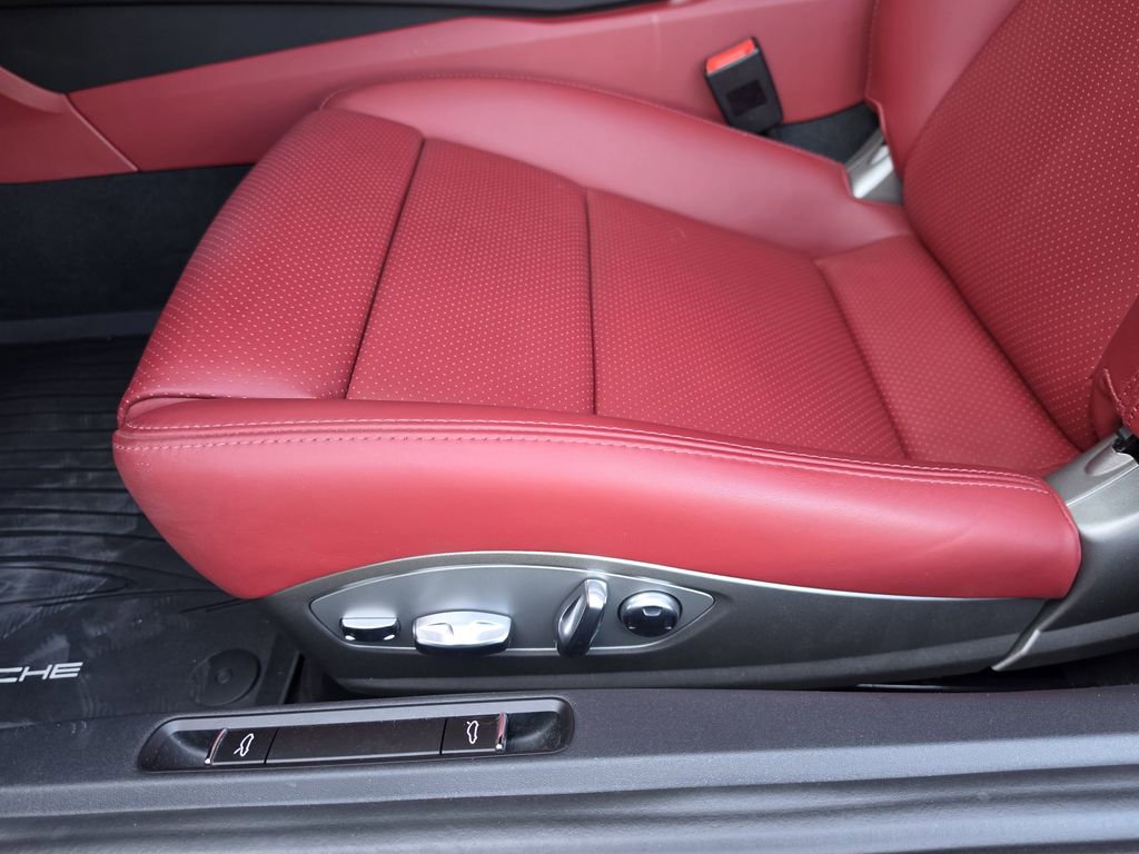 Certified 2025 Porsche 718 Cayman GTS image 13