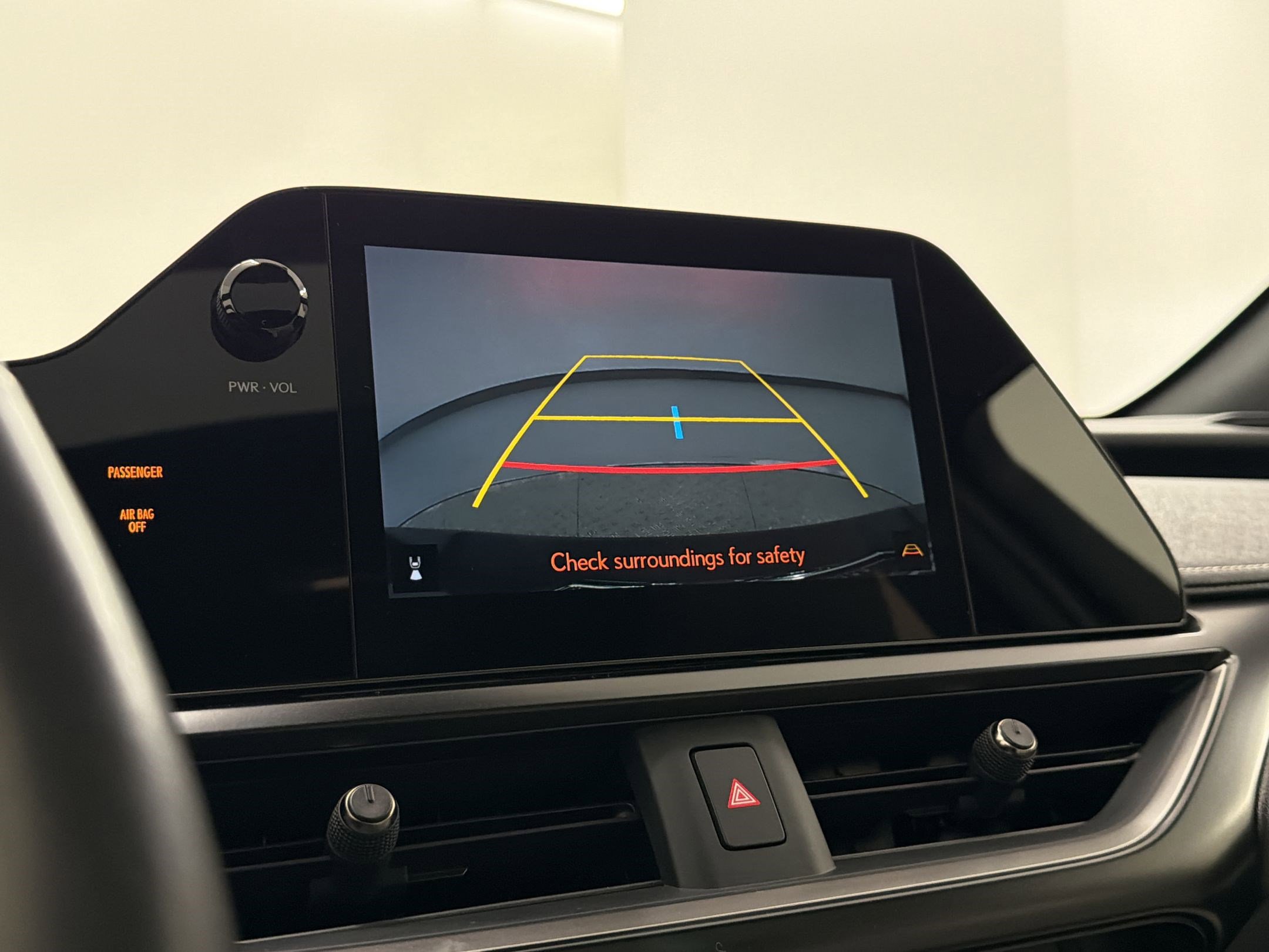 Certified 2023 Lexus UX 250h FWD w/ Accessory Package (Z2) image 24