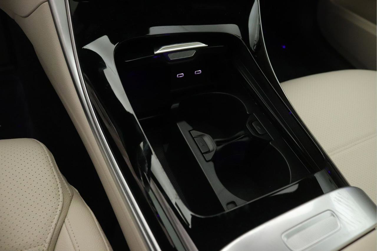 New 2026 Mercedes-Benz C 300 4MATIC Sedan image 6