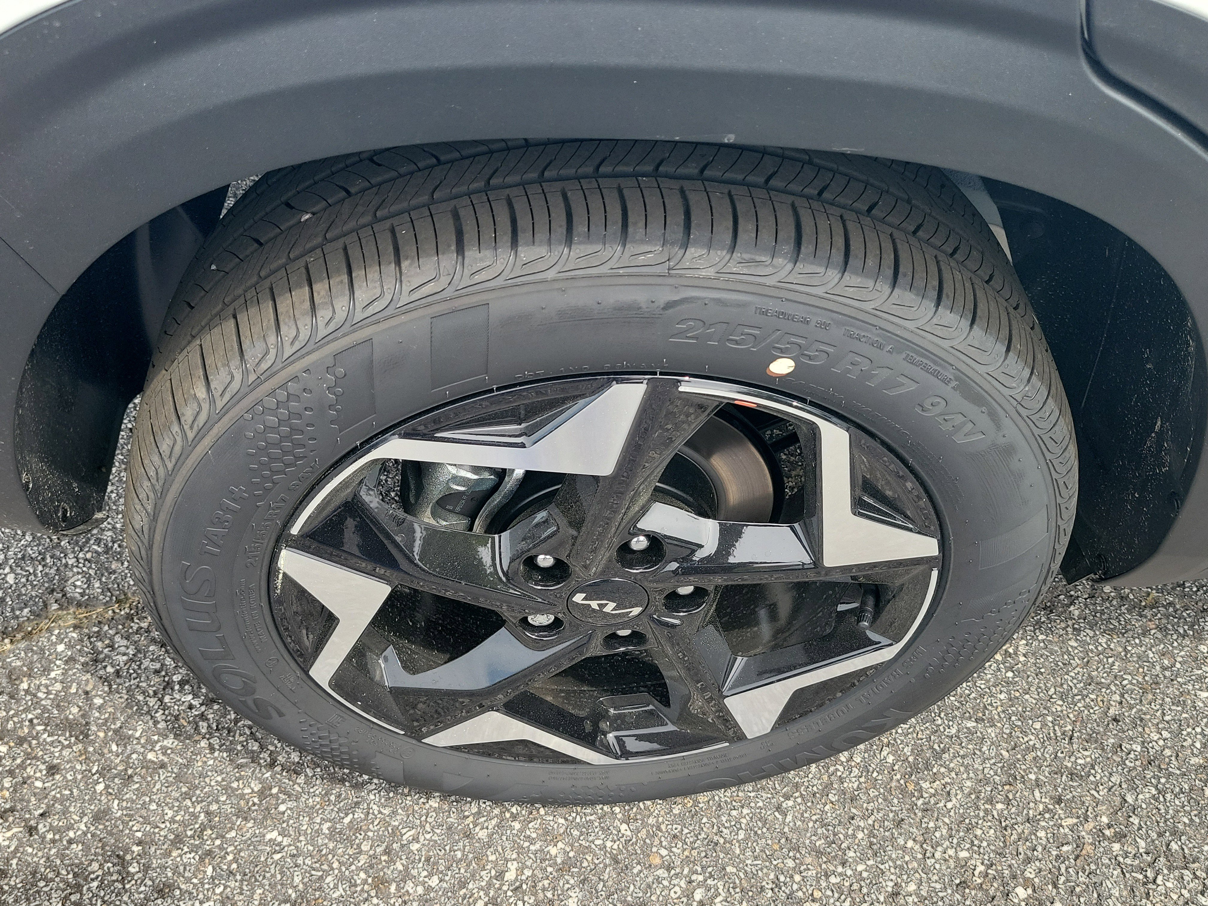 New 2026 Kia Seltos S FWD image 7