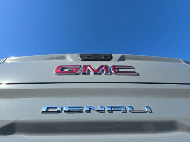 Used 2025 GMC Sierra 1500 Denali image 10