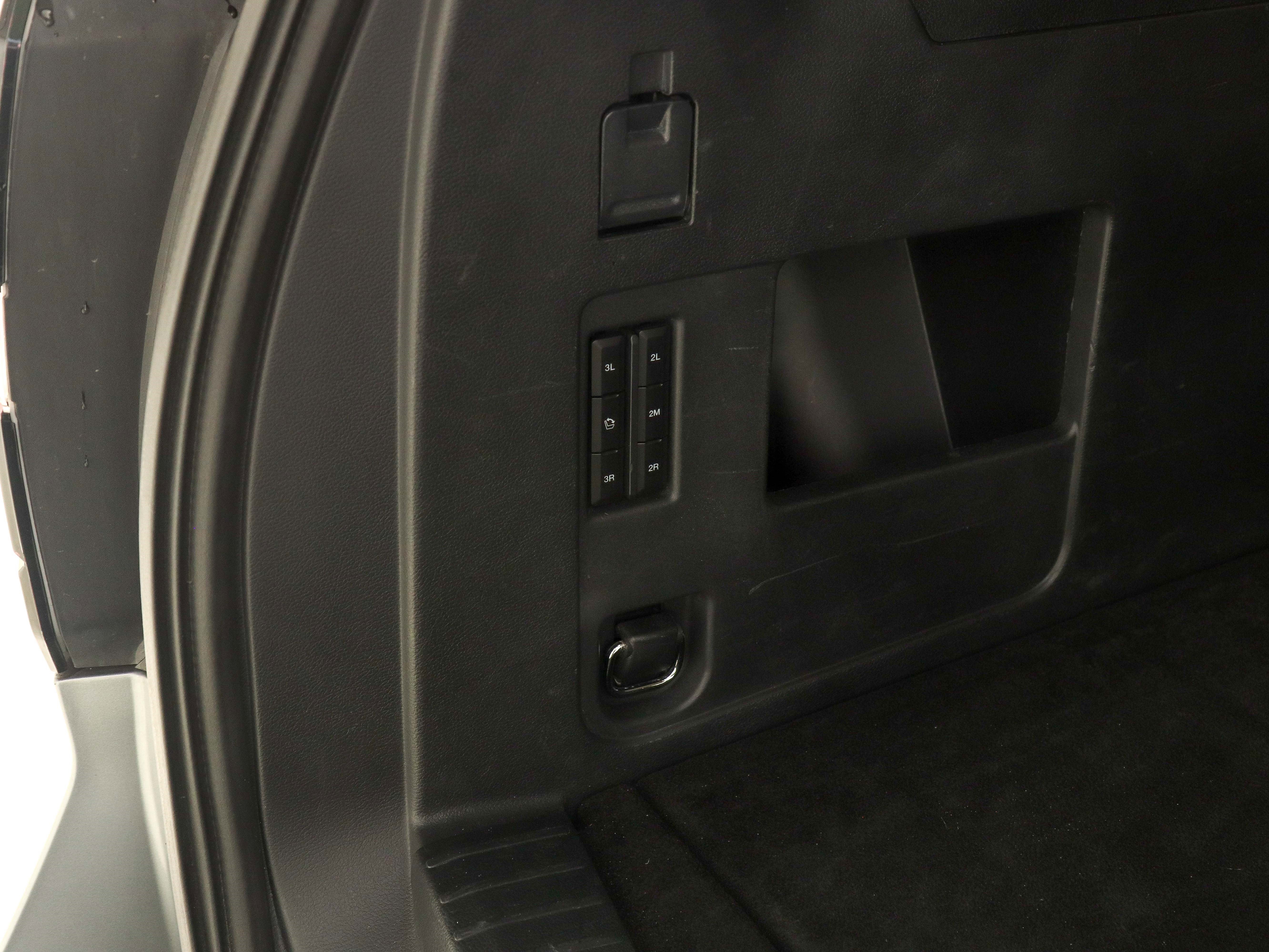 Used 2023 Ford Expedition Max XLT image 13