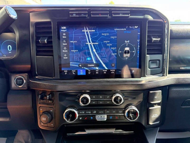Used 2023 Ford F250 Lariat w/ Sport Appearance Package AWD/4WD image 30