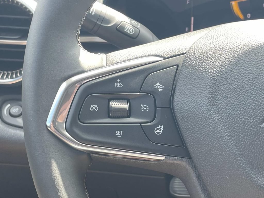 New 2026 Chevrolet Trax ACTIV w/ Driver Confidence Package FWD image 22