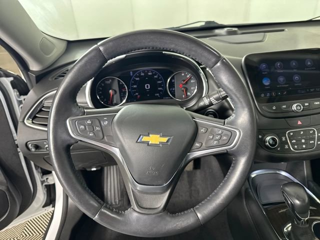 Used 2022 Chevrolet Malibu Premier image 14