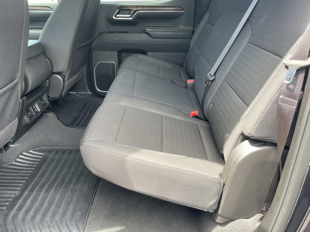 Used 2024 Chevrolet Silverado 1500 LT AWD/4WD image 12