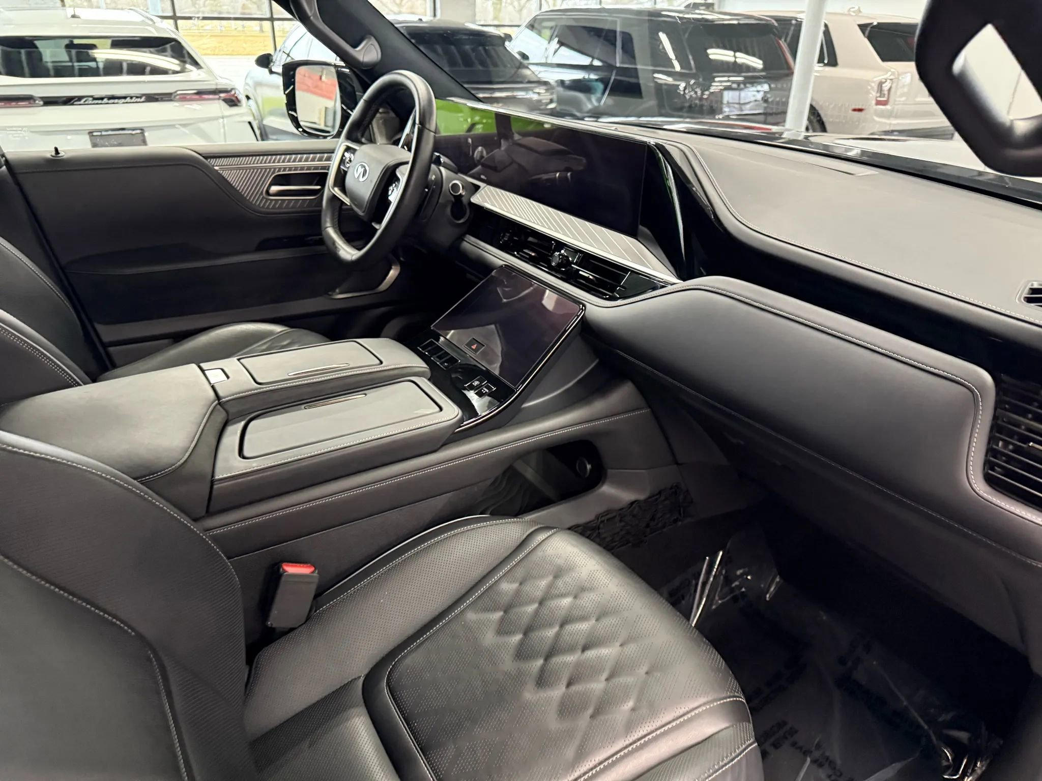 Used 2025 INFINITI QX80 Autograph w/ Premium Cargo Package image 25