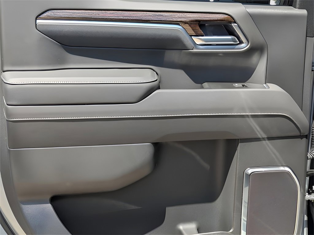 New 2026 GMC Sierra 1500 Elevation image 24