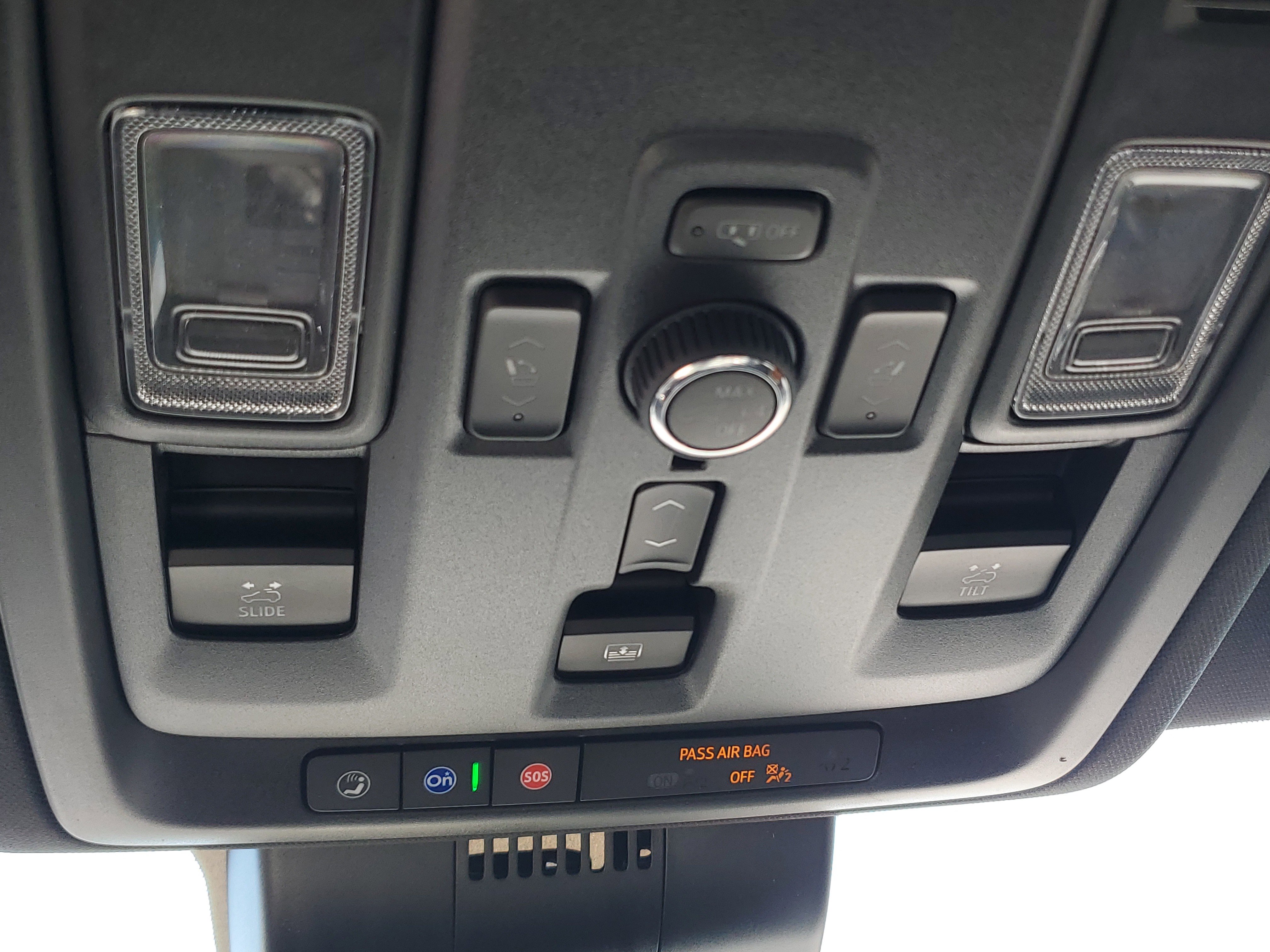 New 2025 GMC Yukon XL Denali w/ Sun & Power Step Package image 25