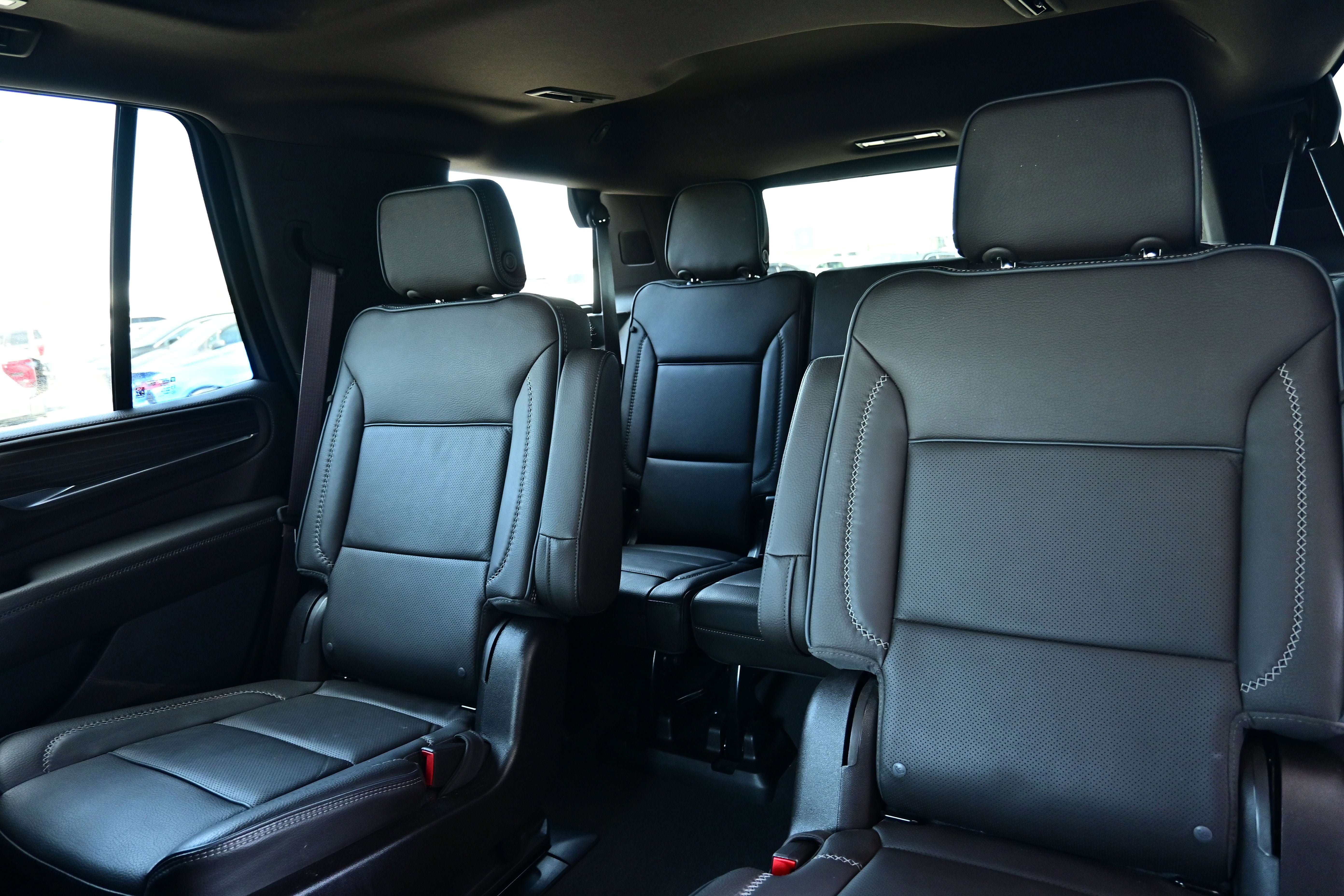 Used 2024 GMC Yukon Denali w/ Max Trailering Package AWD/4WD image 30