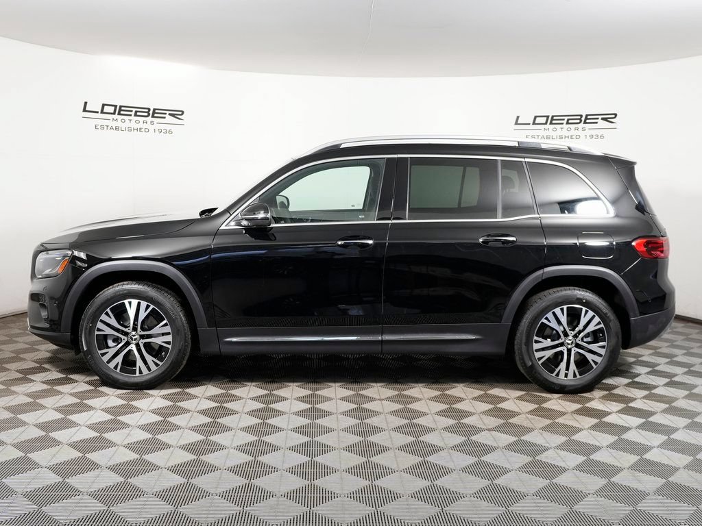 Certified 2026 Mercedes-Benz GLB 250 4MATIC image 2