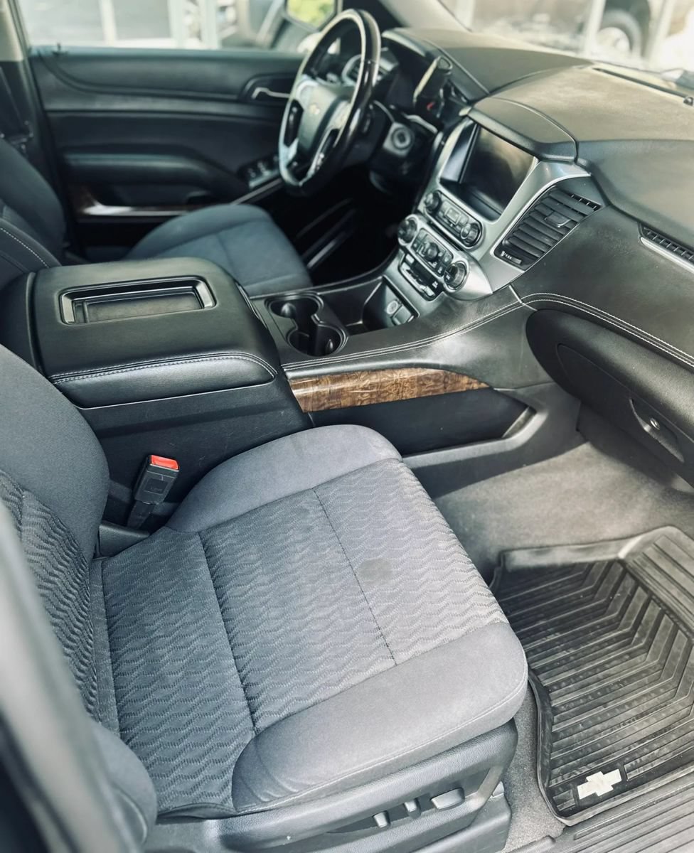 Used 2019 Chevrolet Tahoe LS w/ Enhanced Driver Alert Package AWD/4WD image 24