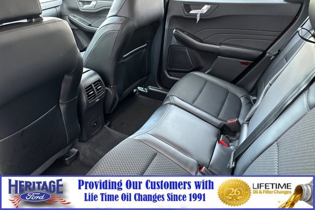 New 2025 Ford Escape SE image 9