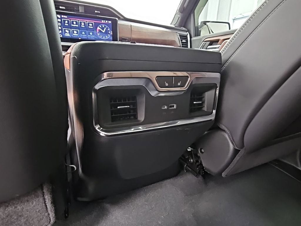 Used 2023 GMC Sierra 1500 Denali Ultimate image 33
