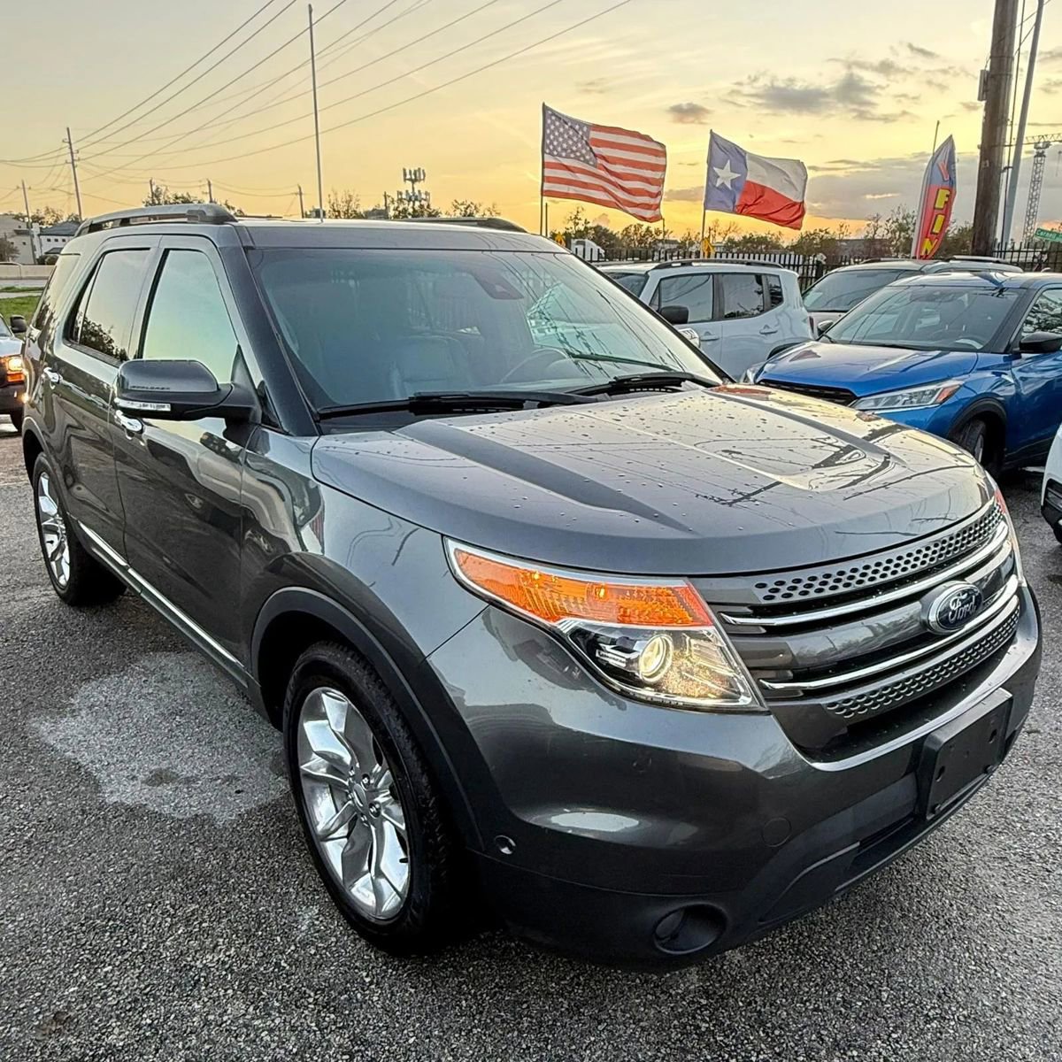 Used 2015 Ford Explorer Limited w/ Equipment Group 302A AWD/4WD image 1