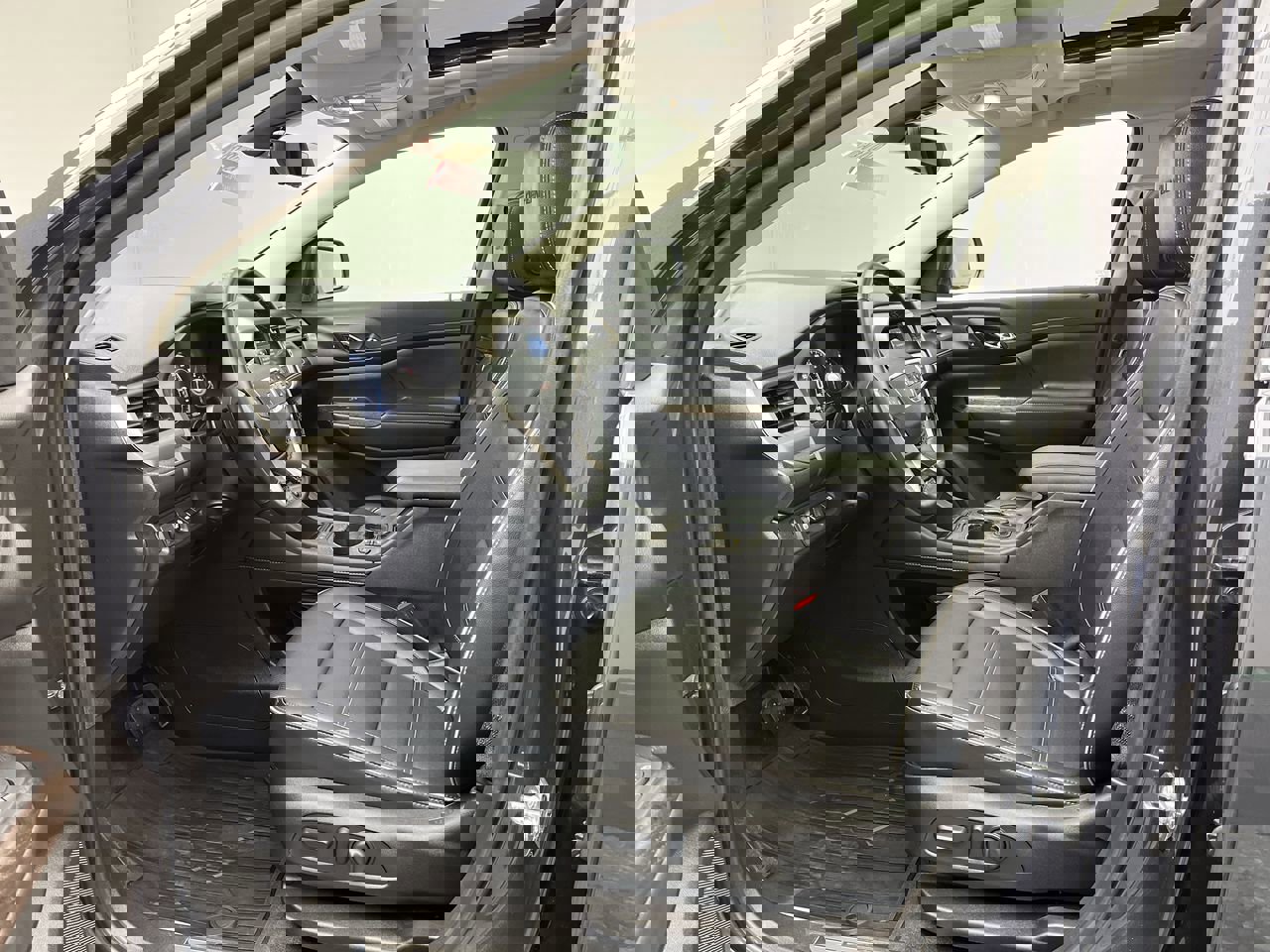 Certified 2023 GMC Acadia Denali w/ Denali Ultimate Package AWD/4WD image 3