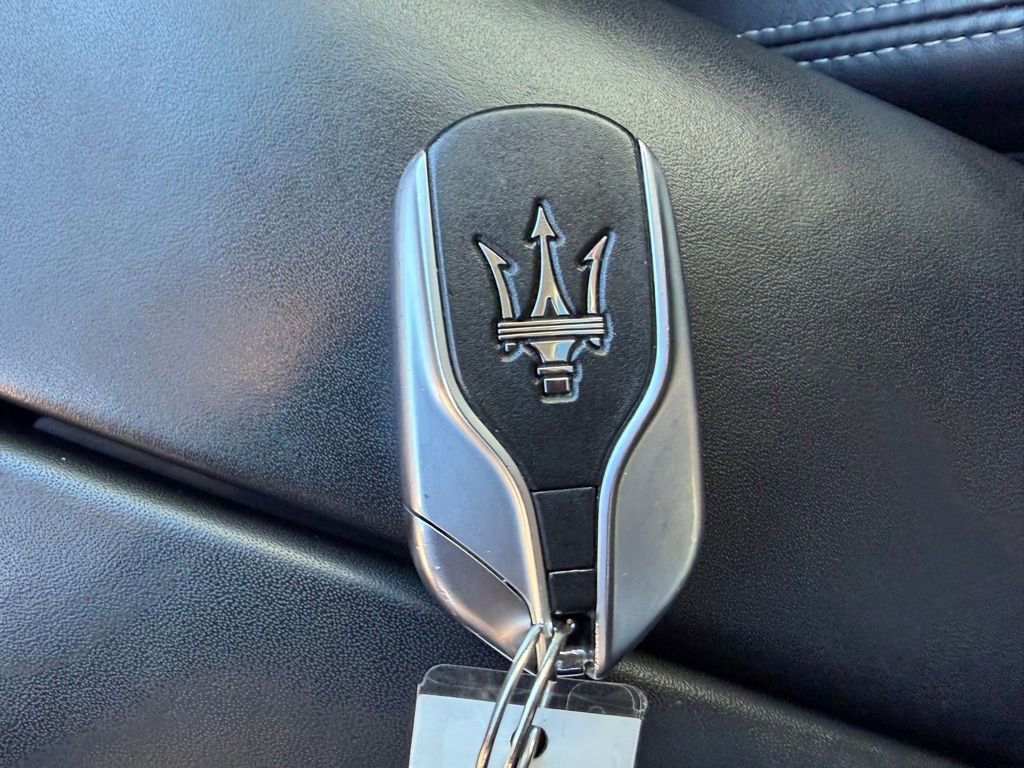 Used 2020 Maserati Levante GranLusso image 33