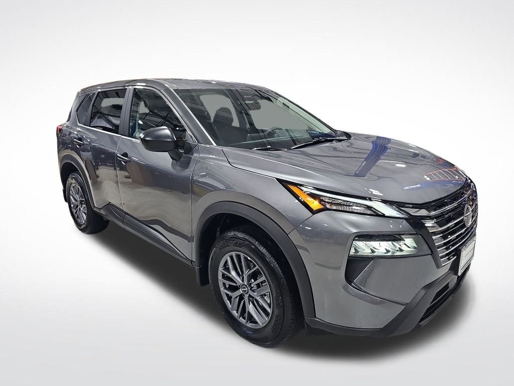 Used 2026 Nissan Rogue S image 10