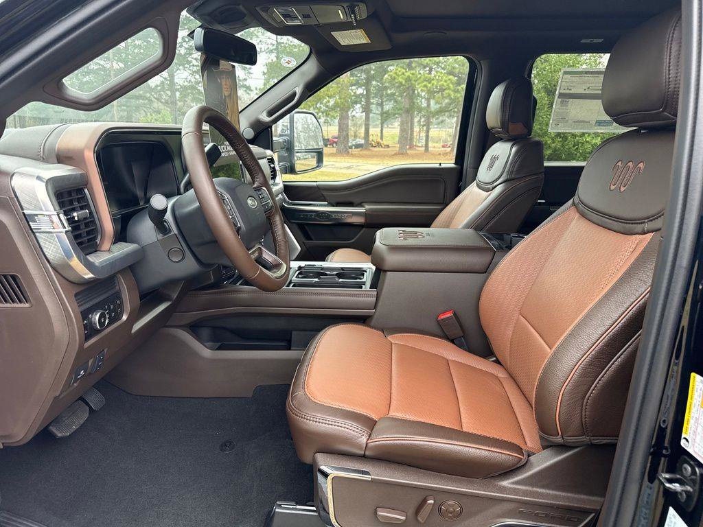 New 2026 Ford F250 King Ranch w/ Chrome Package AWD/4WD image 15